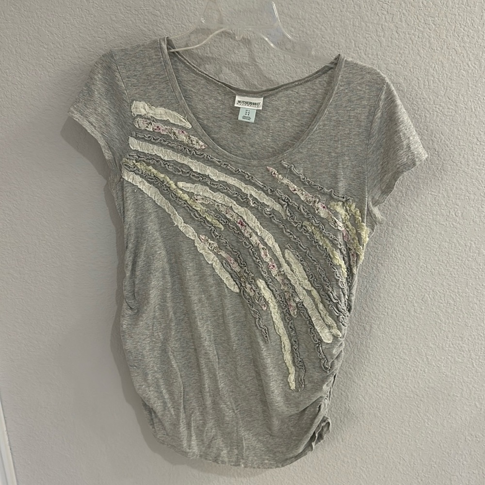 Motherhood Maternity, scoopneck T-shirt